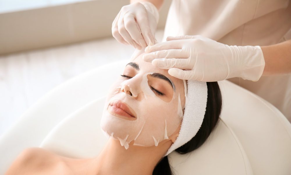 Non-Invasive Solutions for Calm and Clear Skin